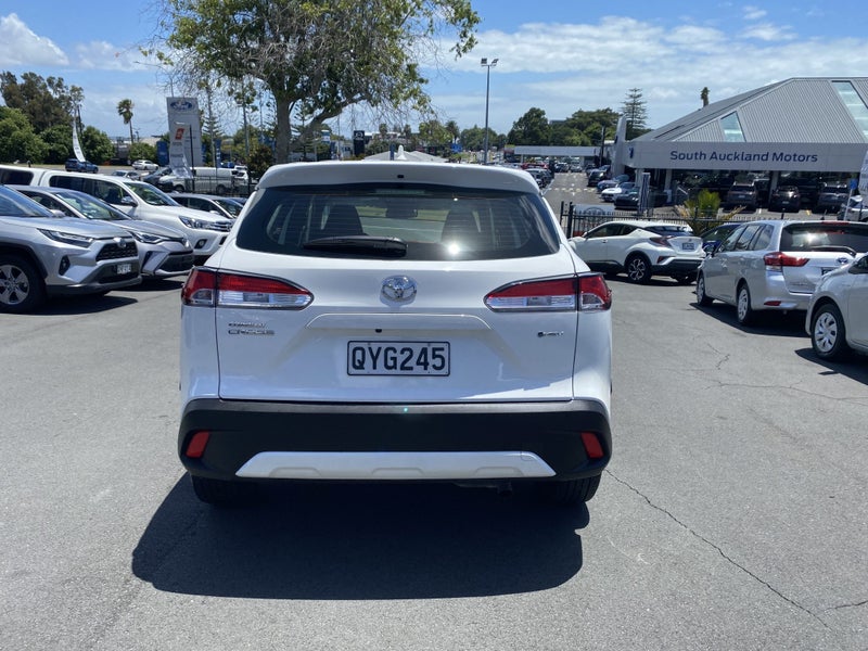 2024 Toyota Corolla Cross GX 2.0P HEV SUV image 3