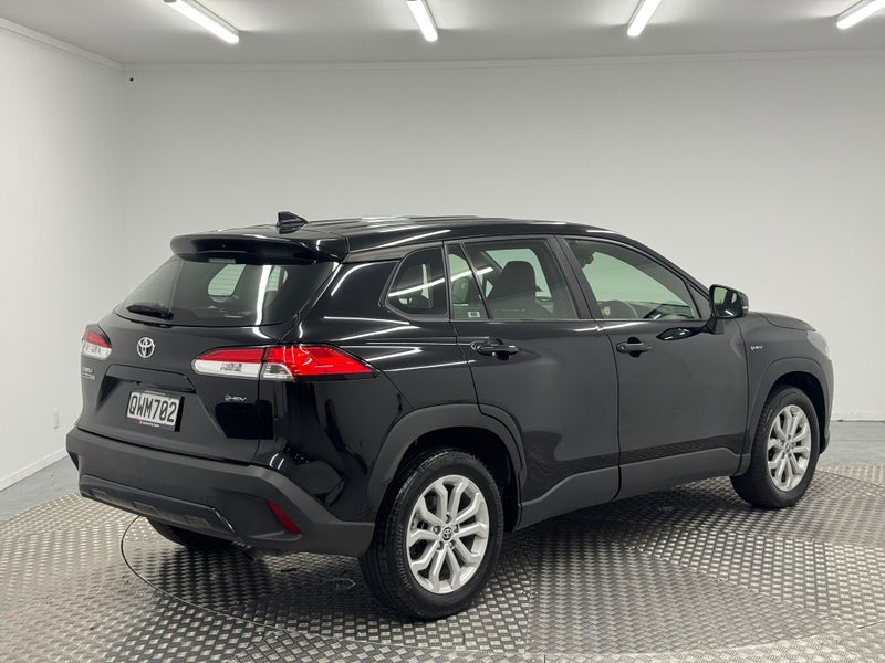 2024 Toyota Corolla Cross GX 2.0P Hybrid image 3