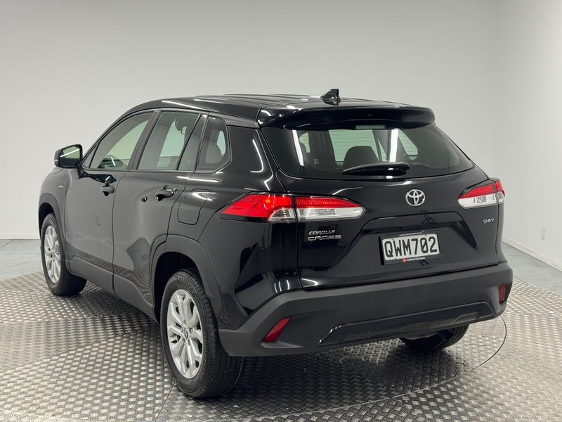 2024 Toyota Corolla Cross GX 2.0P Hybrid image 5
