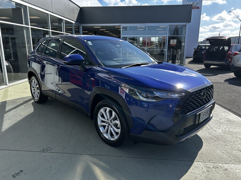 2024 Toyota Corolla Cross GX 2.0P Hybrid FWD Au... image 3