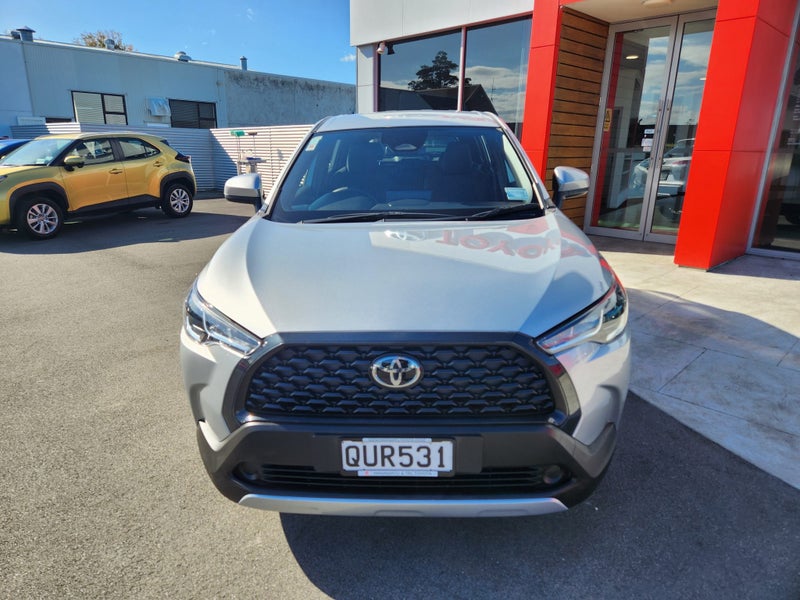 2024 Toyota Corolla Cross GX 2.0P Hybrid FWD Au... image 2