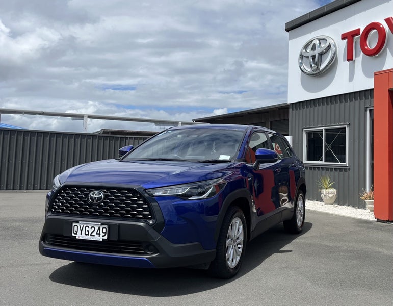 2024 Toyota Corolla Cross GX 2.0P Hybrid FWD Au... image 5