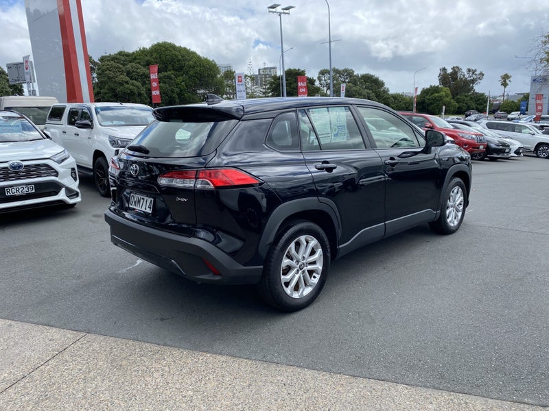 2024 Toyota Corolla Cross GX 2.0P Hybrid SUV image 2