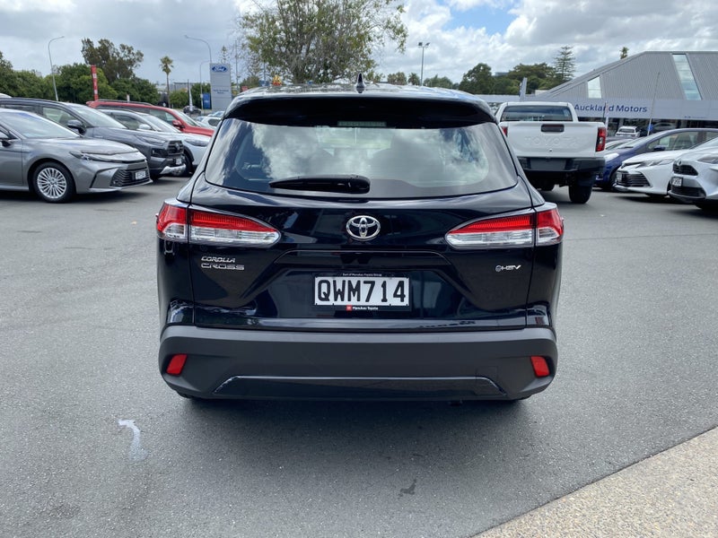 2024 Toyota Corolla Cross GX 2.0P Hybrid SUV image 3