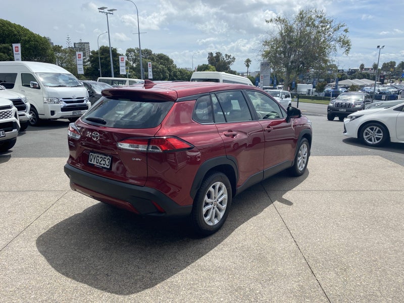 2024 Toyota Corolla Cross GX 2.0P Hybrid SUV image 2
