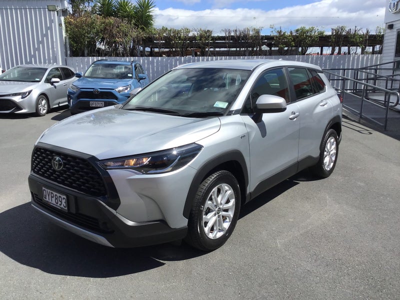 2024 Toyota Corolla Cross GX 2.0P Hybrid SUV image 3