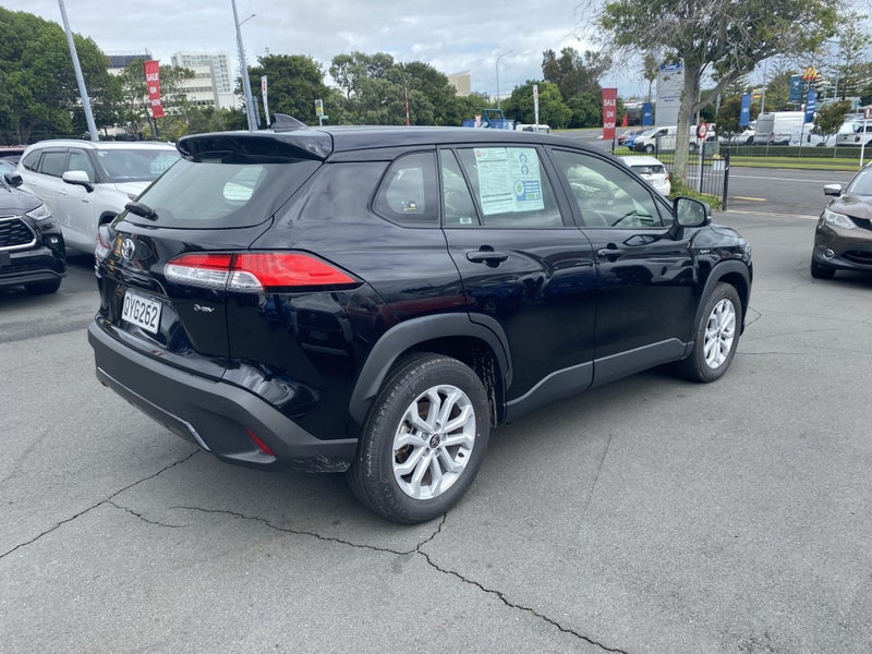 2024 Toyota Corolla Cross GX 2.0P Hybrid SUV image 2