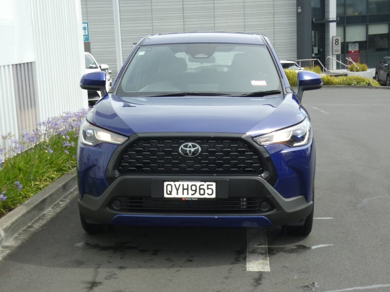 2024 Toyota Corolla Cross GX image 4