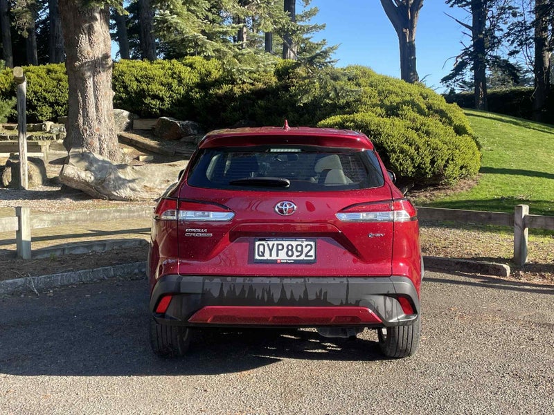 2024 Toyota Corolla Cross GX Hybrid image 5