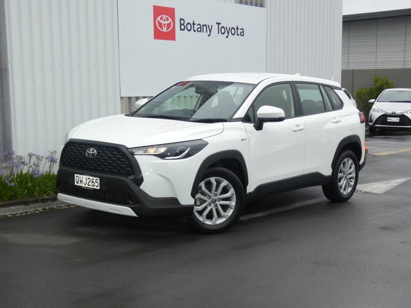 2024 Toyota Corolla Cross GX HYBRID image 1