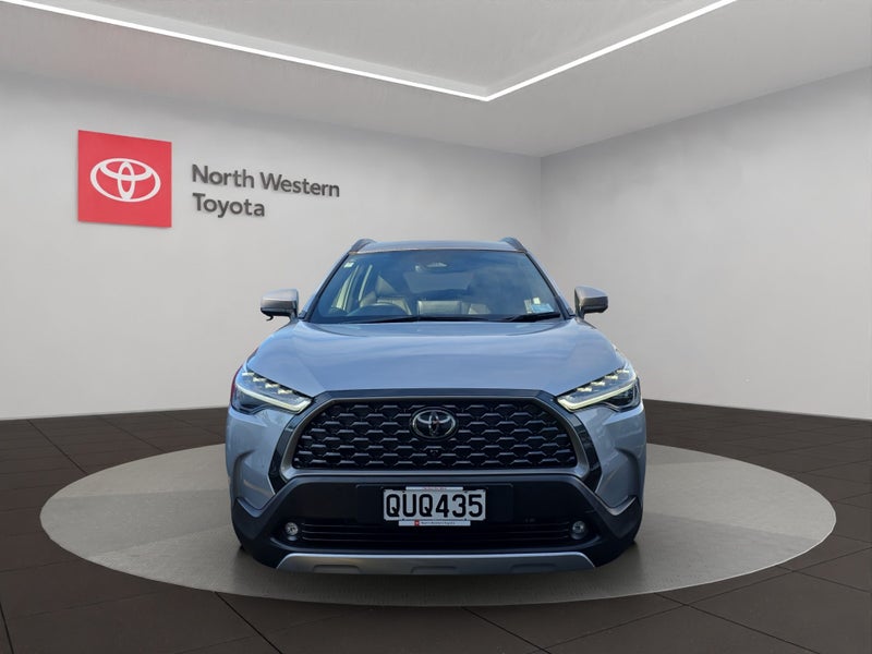 2024 Toyota Corolla Cross GXL 2.0L Hybrid 2WD SUV image 2