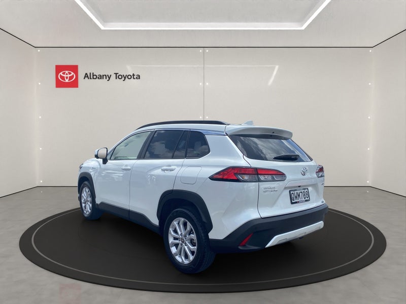 2024 Toyota Corolla Cross GXL 2.0P HEV ECVT FWD... image 5