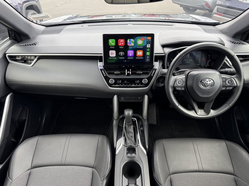 2024 Toyota Corolla Cross GXL 2.0P HEV ECVT FWD... image 3