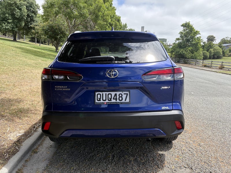 2024 Toyota Corolla Cross GXL 2.0P HEV ECVT FWD... image 5