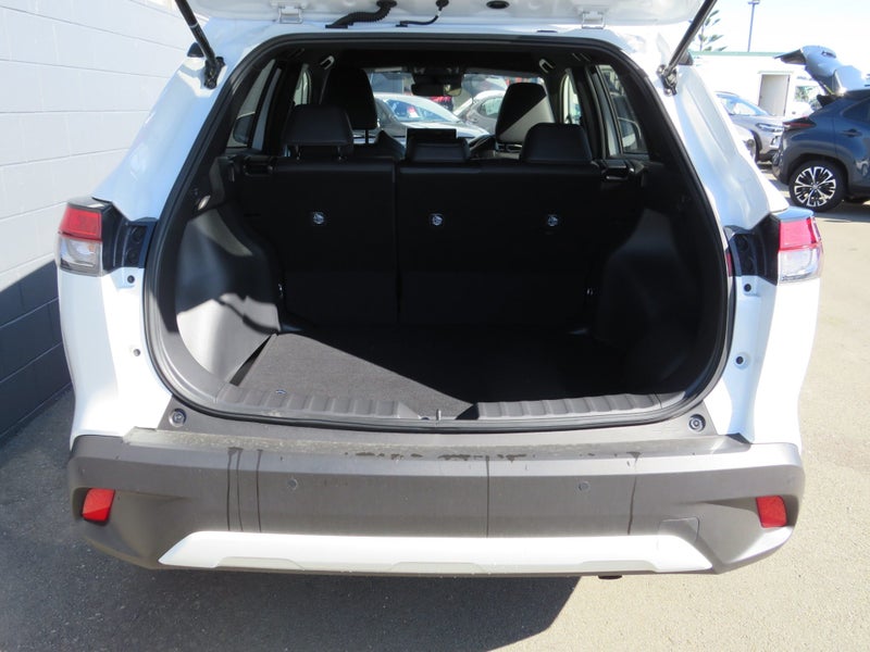 2024 Toyota Corolla Cross GXL 2.0P HEV ECVT FWD image 4