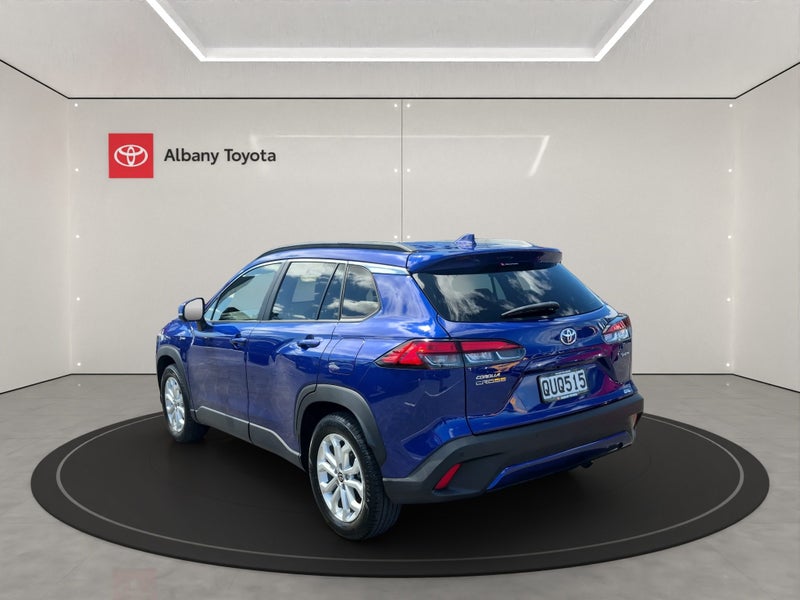 2024 Toyota Corolla Cross GXL 2.0P HEV ECVT FWD... image 5
