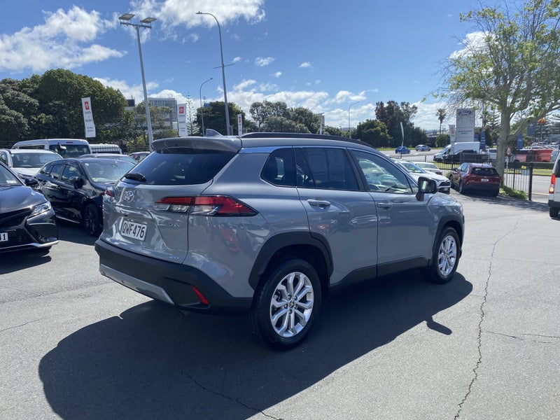 2024 Toyota Corolla Cross GXL 2.0P Hybrid image 2