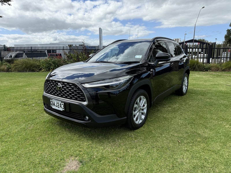 2024 Toyota Corolla Cross GXL 2.0P Hybrid FWD A... image 3