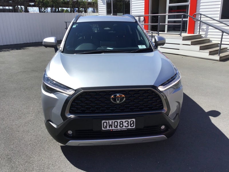 2024 Toyota Corolla Cross GXL 2.0P Hybrid SUV image 2