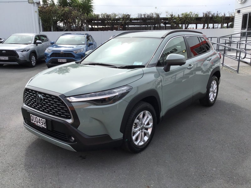 2024 Toyota Corolla Cross GXL 2.0P Hybrid SUV image 3