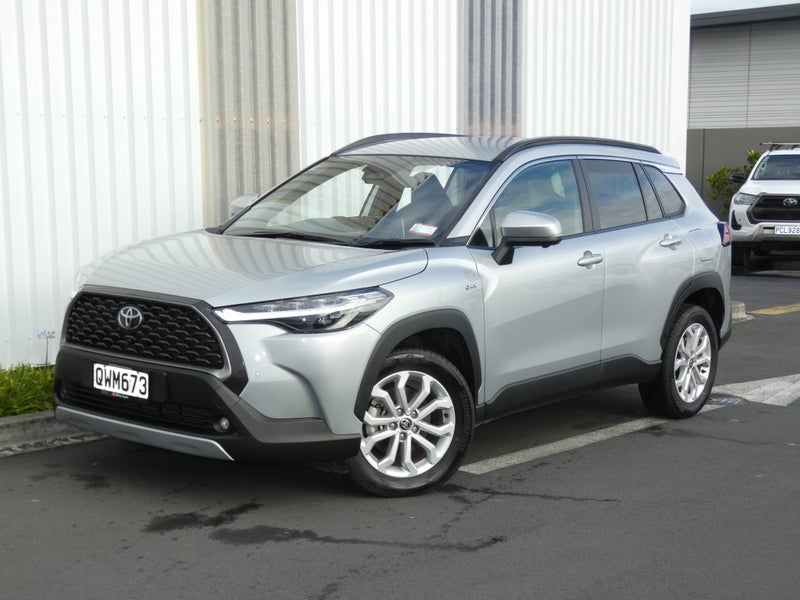 2024 Toyota Corolla Cross GXL image 1