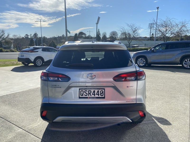 2024 Toyota Corolla Cross Limited 2.0P HYBRID S... image 5