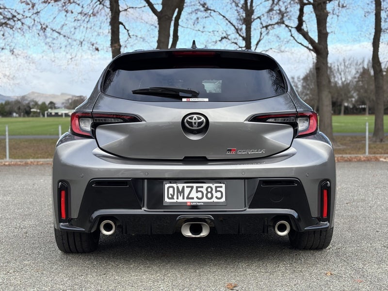 2024 Toyota Corolla GR 1.6PT 6MT AWD Hatch image 4