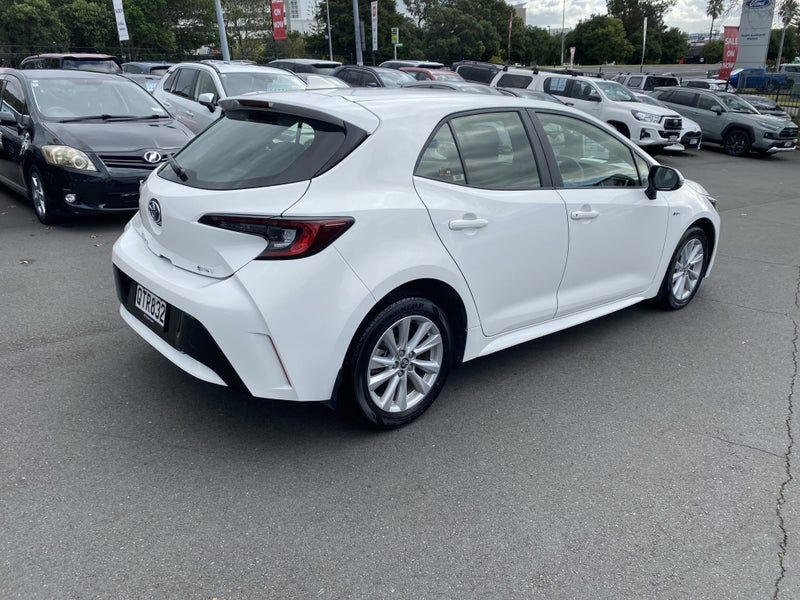 2024 Toyota Corolla GX 1.8 Hybird image 2