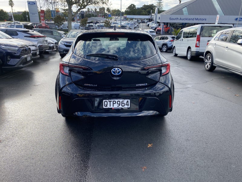 2024 Toyota Corolla GX 1.8 Hybird image 3