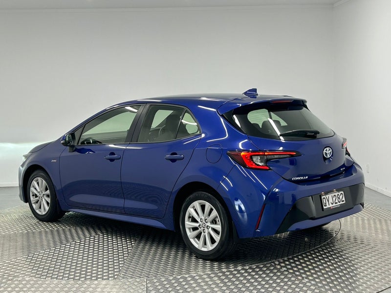 2024 Toyota Corolla GX 1.8 Hybrid image 5