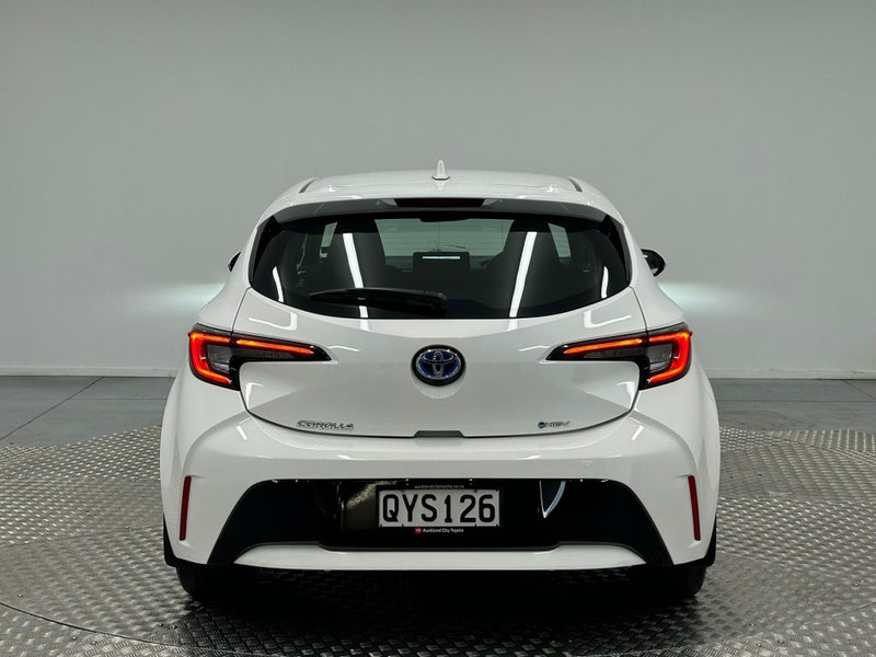 2024 Toyota Corolla GX 1.8 Hybrid image 4
