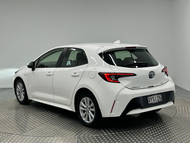 2024 Toyota Corolla GX 1.8 Hybrid image 5