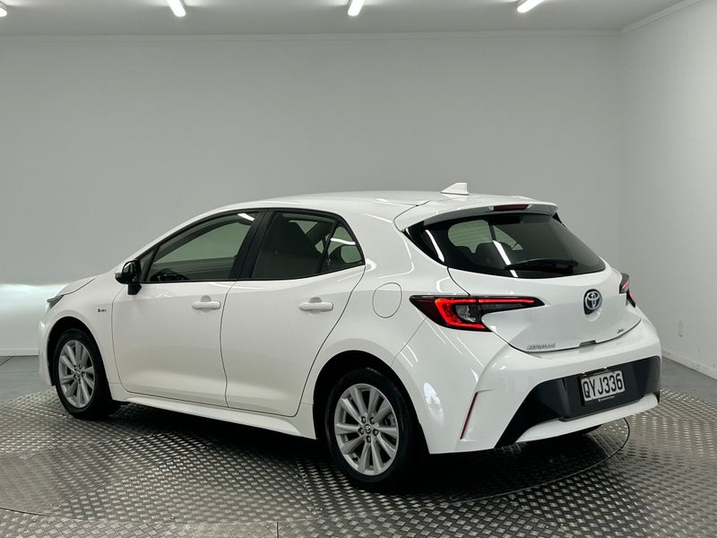 2024 Toyota Corolla GX 1.8 Hybrid image 5