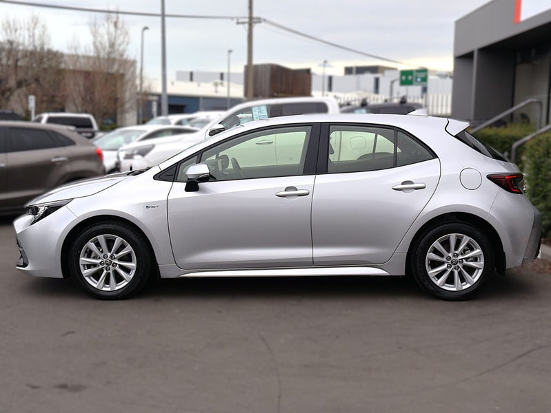 2024 Toyota Corolla GX 1.8 Hybrid, Push Start image 4