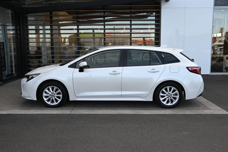 2024 Toyota Corolla GX 1.8 Petrol Hybrid FWD Wagon image 3