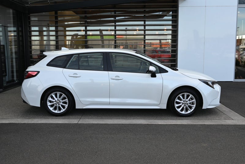 2024 Toyota Corolla GX 1.8 Petrol Hybrid FWD Wagon image 5
