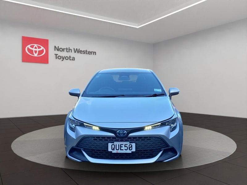 2024 Toyota Corolla GX 1.8L Hybrid FWD Hatchback image 2
