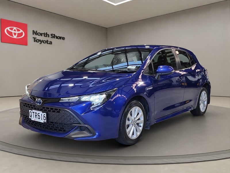 2024 Toyota Corolla GX 1.8L Hybrid FWD Hatchback image 3