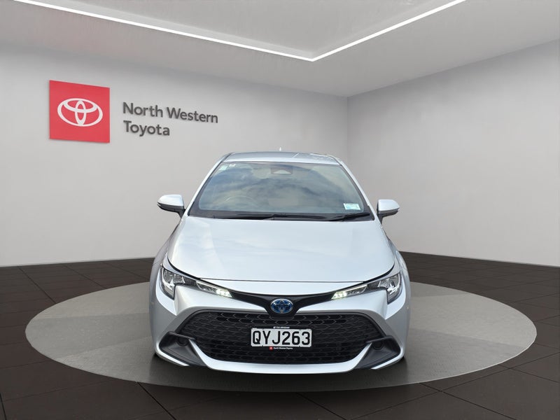 2024 Toyota Corolla GX 1.8L Hybrid FWD Hatchback image 2