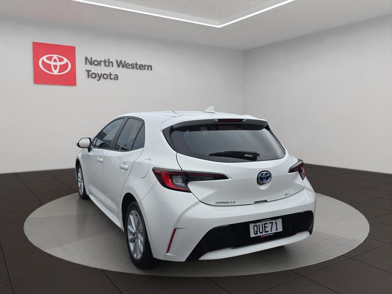 2024 Toyota Corolla GX 1.8L Hybrid FWD Hatchback image 5