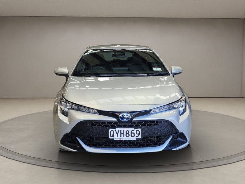 2024 Toyota Corolla GX 1.8L Hybrid FWD Hatchback image 2