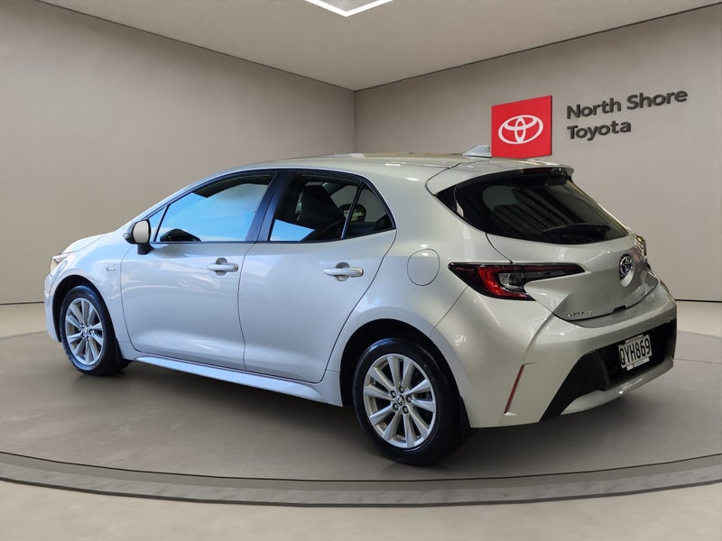 2024 Toyota Corolla GX 1.8L Hybrid FWD Hatchback image 5