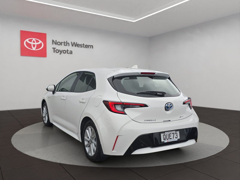 2024 Toyota Corolla GX 1.8L Hybrid FWD Hatchback image 5