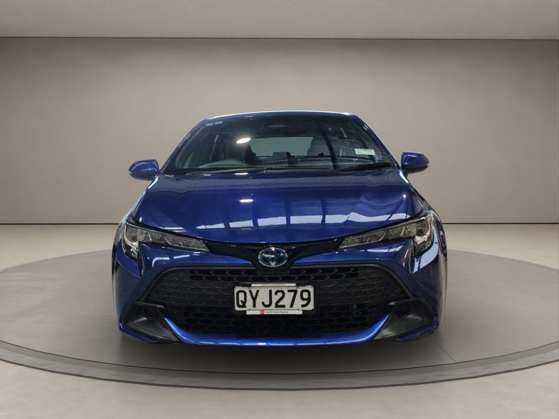 2024 Toyota Corolla GX 1.8L Hybrid FWD Hatchback image 2