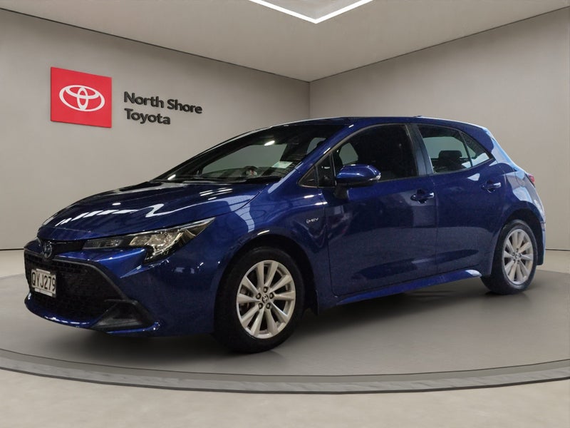 2024 Toyota Corolla GX 1.8L Hybrid FWD Hatchback image 3
