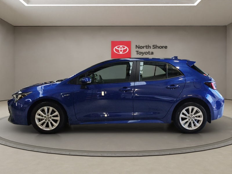 2024 Toyota Corolla GX 1.8L Hybrid FWD Hatchback image 4