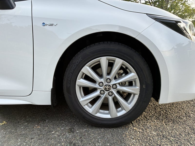 2024 Toyota Corolla GX 1.8P HEV image 4