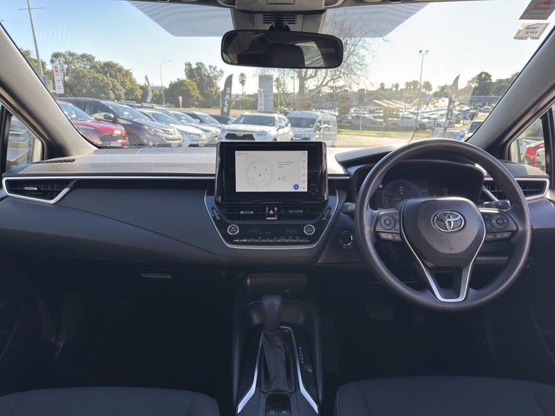 2024 Toyota Corolla GX 1.8P HEV image 4
