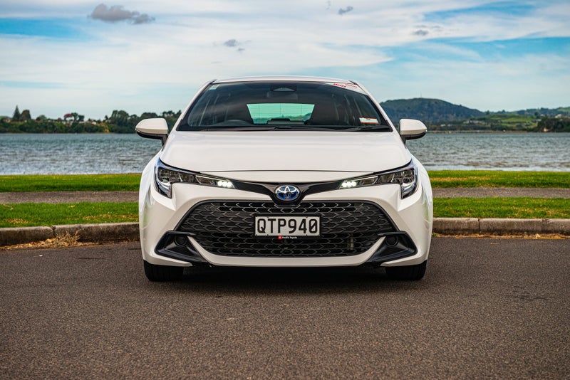 2024 Toyota Corolla GX 1.8P HEV CVT FWD image 2