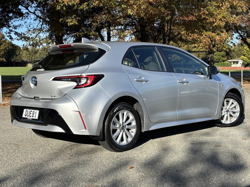 2024 Toyota Corolla GX 1.8P HEV CVT FWD Hatch image 5